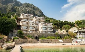 Glyfa Beach Villas